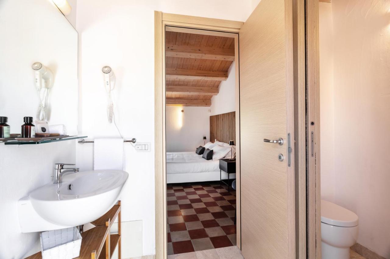 Reef Suites Olbia Eksteriør bilde